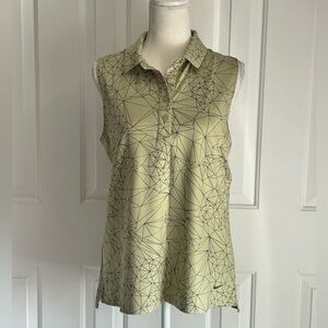 NWT NIKE Women Sleeveless Golf Shirt, Dry Fit, Green, Black Patterns, Medium.
